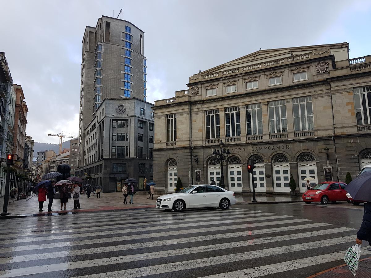 Hostal Foncalada Oviedo Esterno foto